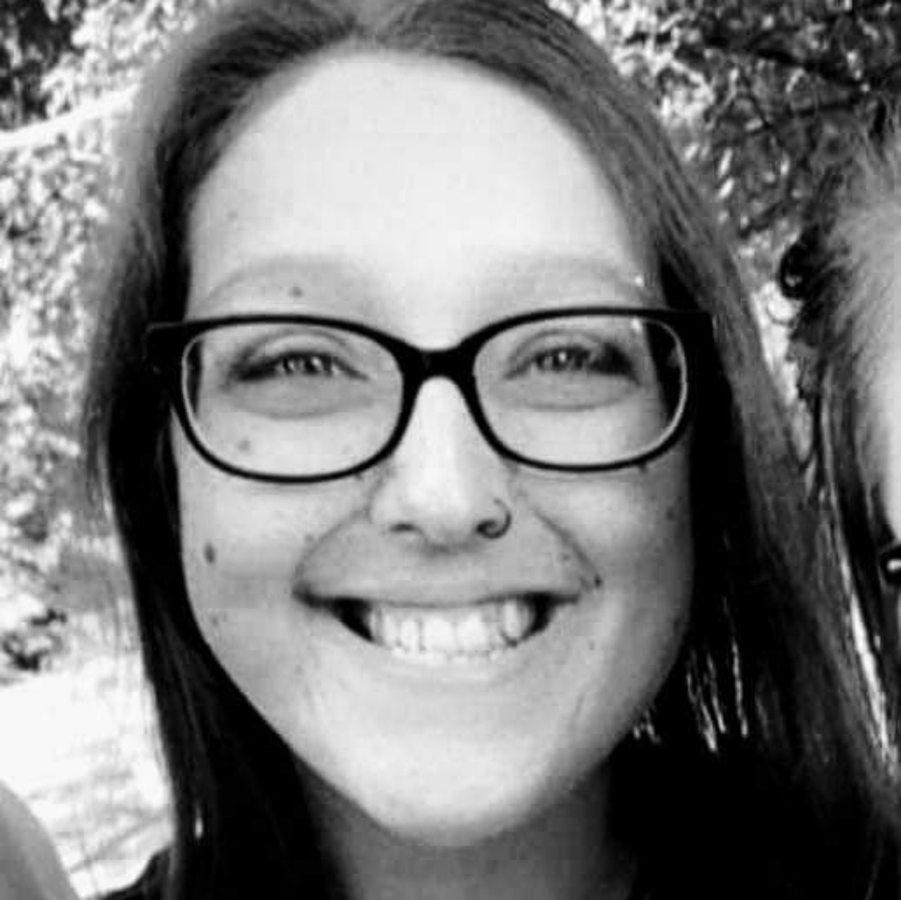 Meet your Posher, Hayleigh